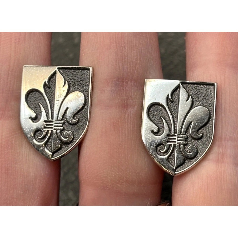 Vintage Hickock Fleur de Lis Shield Cufflinks Made in USA Silver Tone